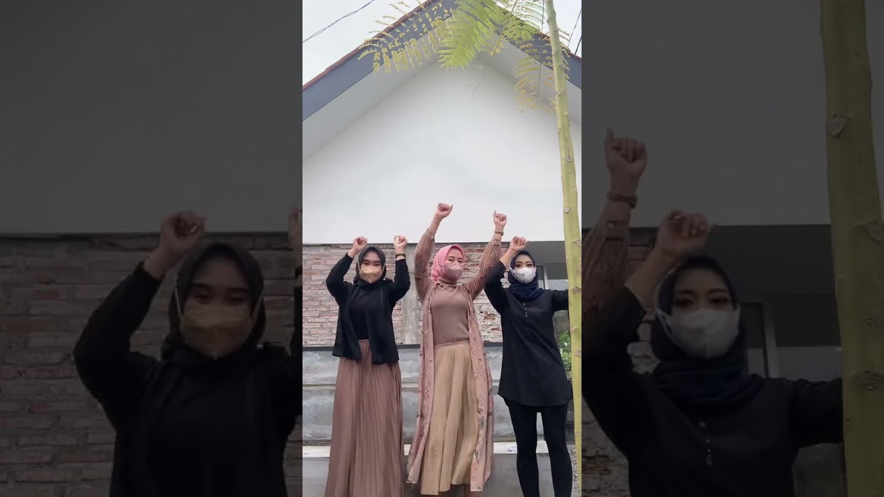 Tiktok Jilbab goyang