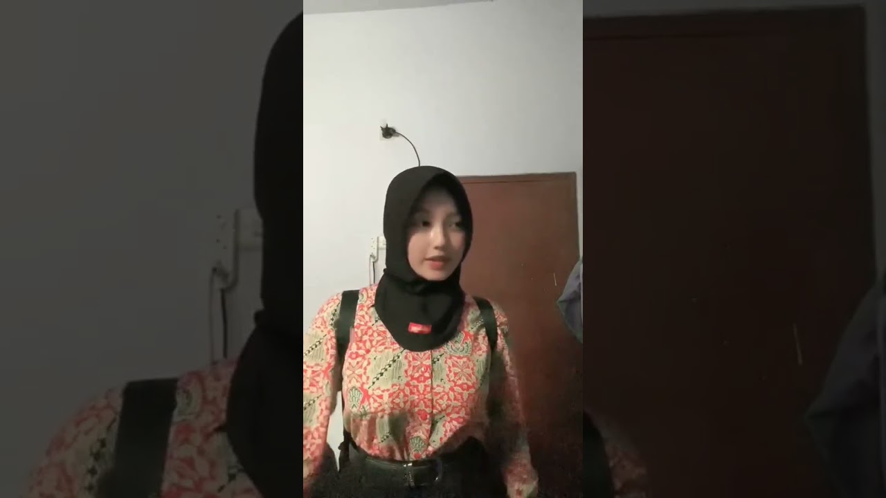 tiktok: nanaurmine #jilbab #youtubeshorts