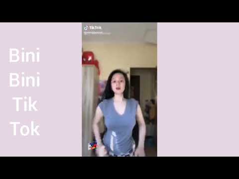 tiktok No Bra challenge  part 1 😍😍