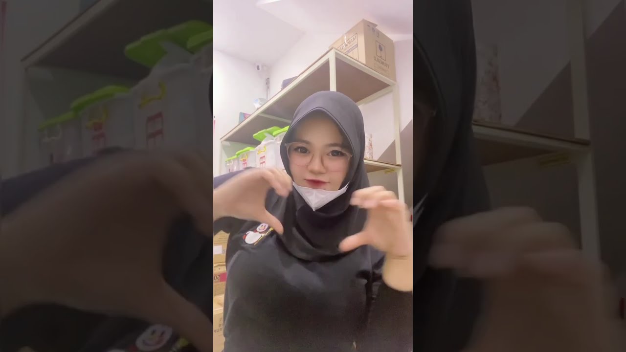 Tiktok Viral Viniyessy | Jilbab Hijab Tobrut Hot Sexy | Part 23 Terbaru