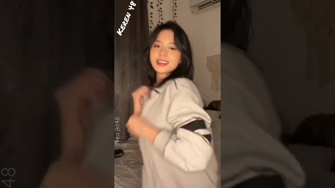 Tiktok Zee jkt48 yang bikin deg-degan #jkt48#zeejkt48#adeljkt48#marshajkt48#shorts#varietyshowjkt48