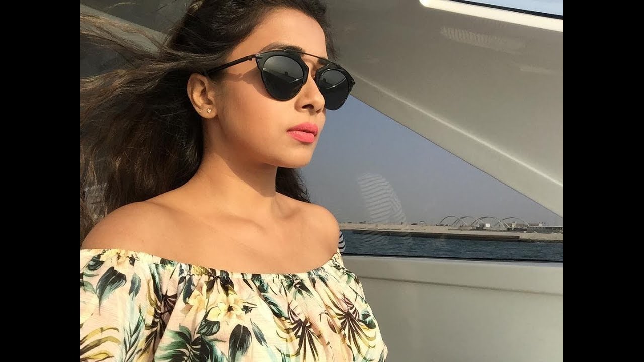 Tina Datta New Year Celebration, 31.12.2017-01.01.2018 | Live on Instagram