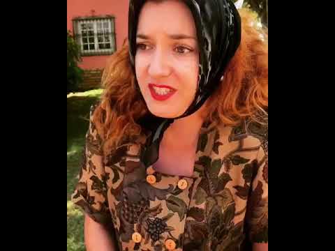 Toda escarxada de pernas abertas