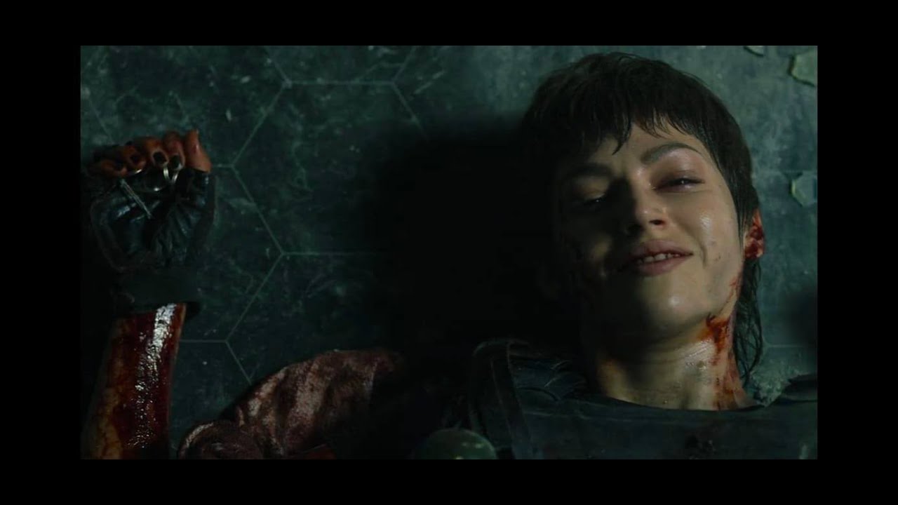 Tokyo Death Scene  (Silene Oliveira)