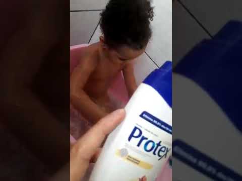 Tomando banho parte 1