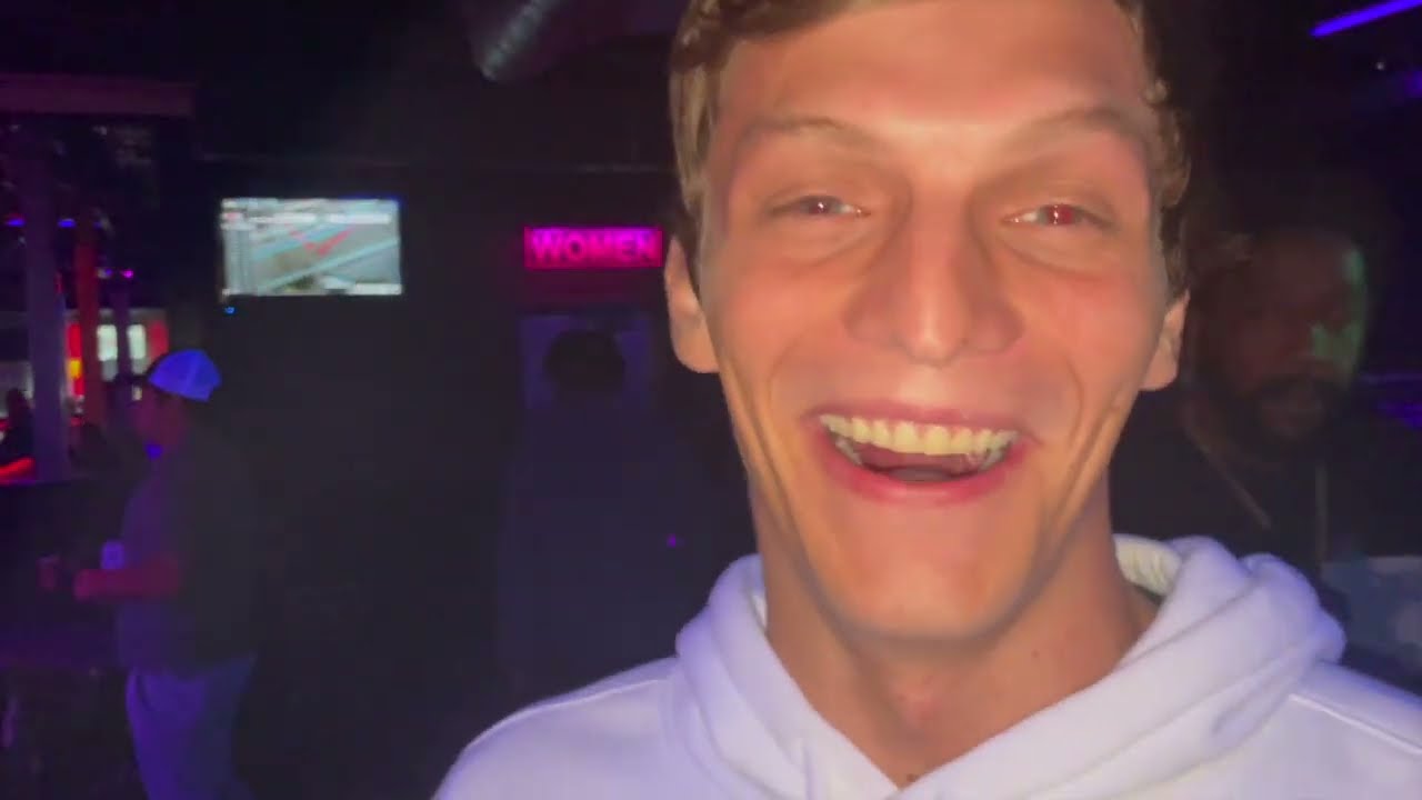 TOOK A VIRGIN FAN TO THE STRIP CLUB!(RE-UPLOAD)