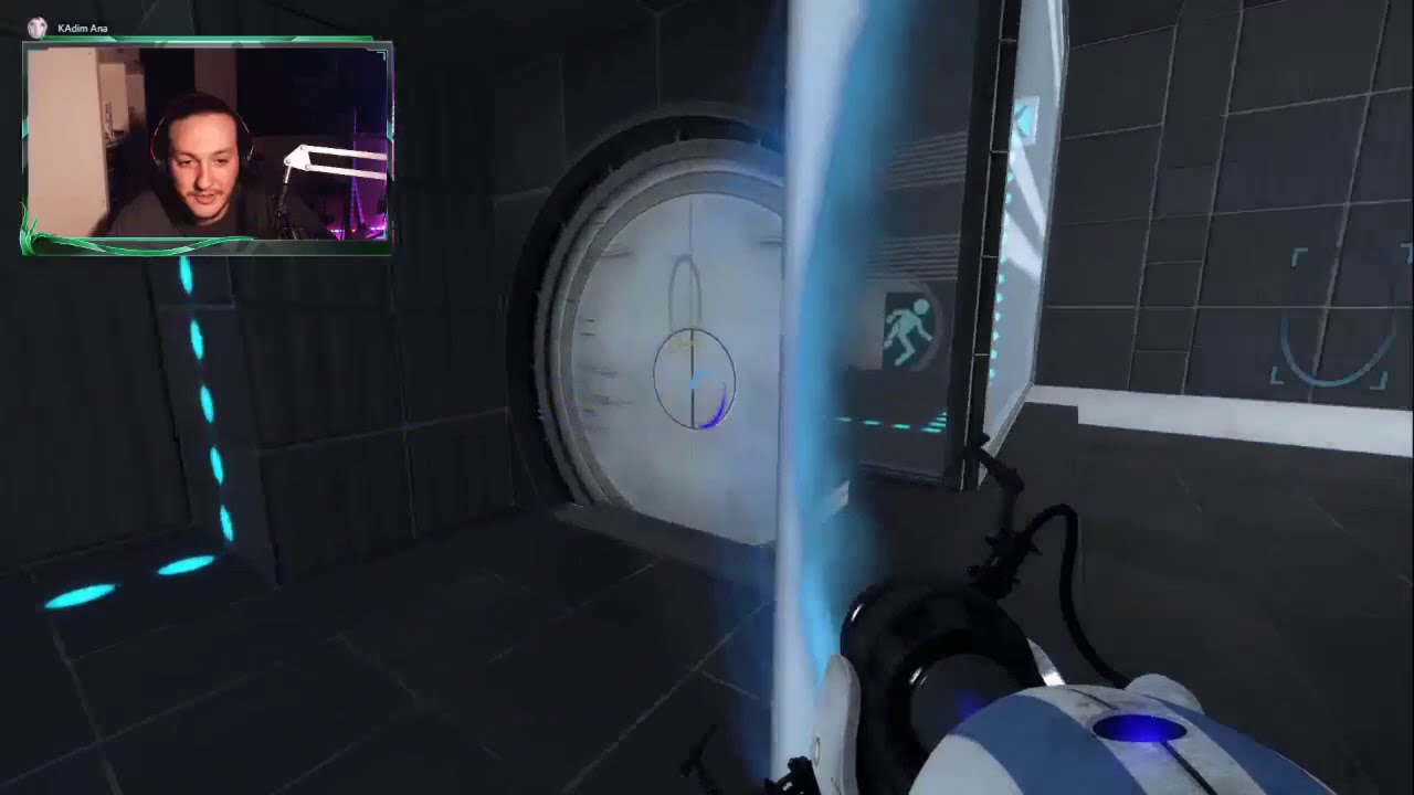 Toqtir/w Clumskitty Portal 2 Oynuyor