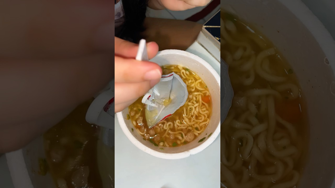 TOTURIAL MINUM KUAH POP MIE !!!