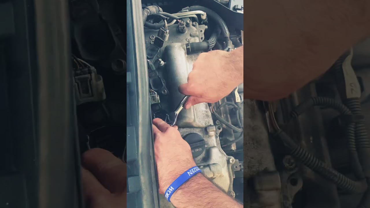 Toyota Corolla 2015 Coil and Spark plug replacement