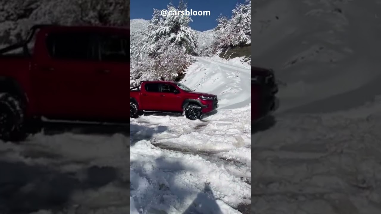 Toyota Hilux in 2022😎🔥Snow Test 2022🔥#shorts #hilux #carsbloom