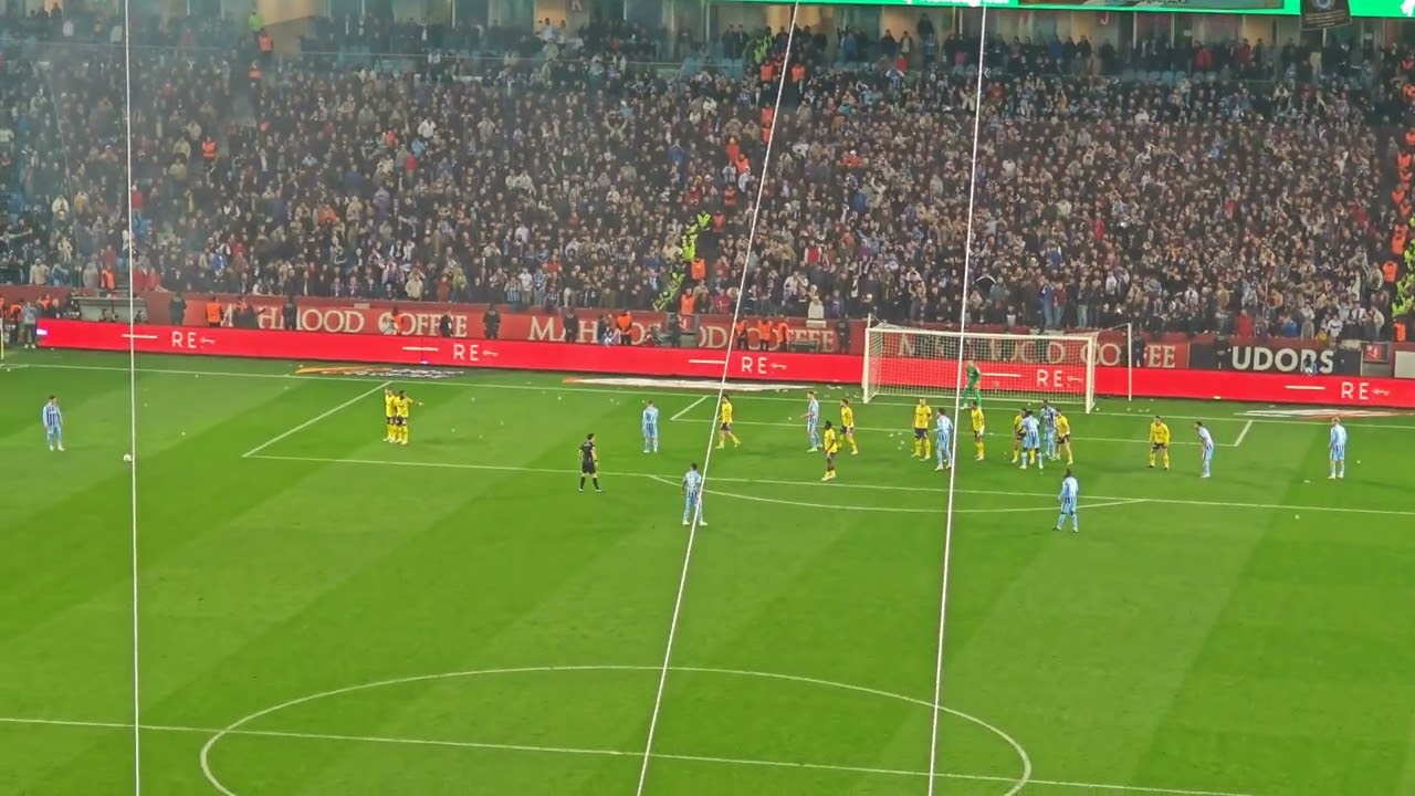 TRABZONSPOR - fenerbahce ENIS BARDHI FRİKİK GOLÜ TRİBÜN ÇEKİM