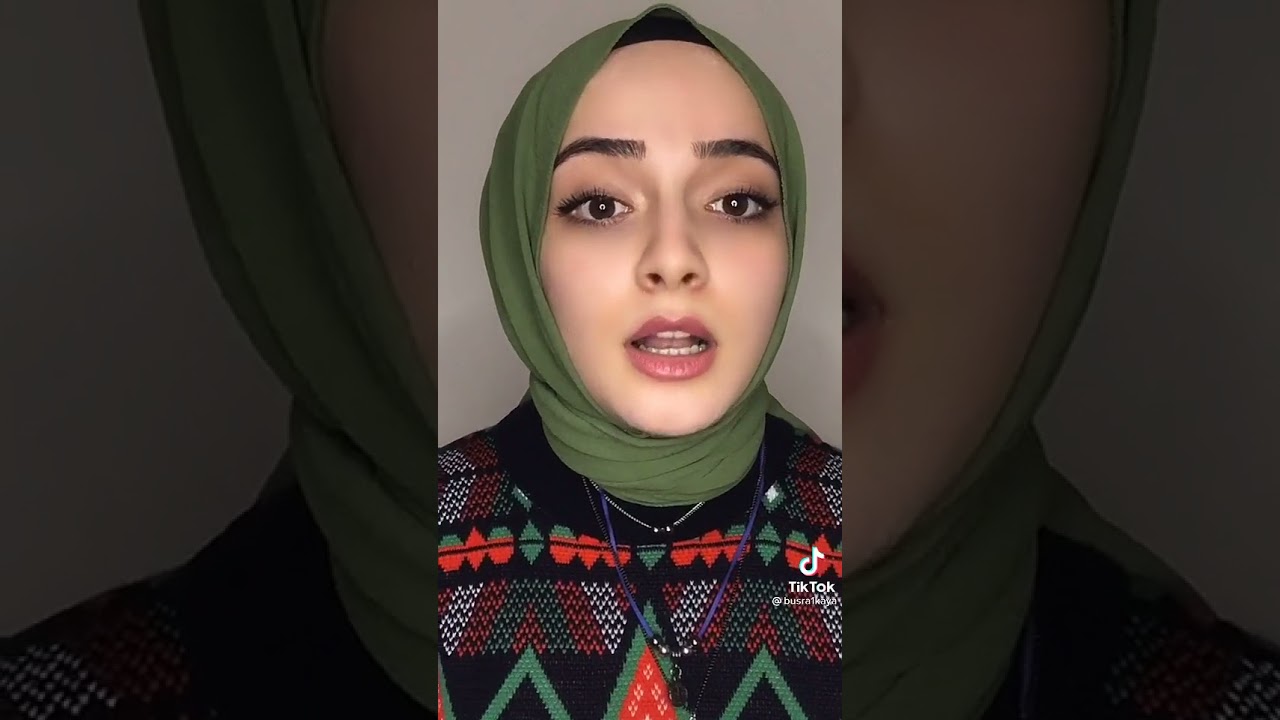 Türbanlı kız. Çok tatlı değilmi ya :)