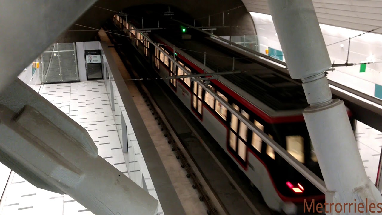 Trenes AS-14 en Cardenal Caro (Línea 3)