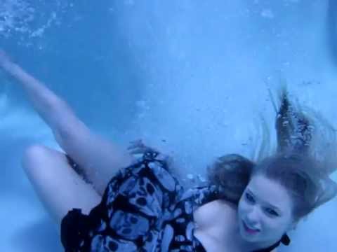 @TRINAMASON UNDERWATER #ILOVETRINAMASON #IAMANAQUAPHILE