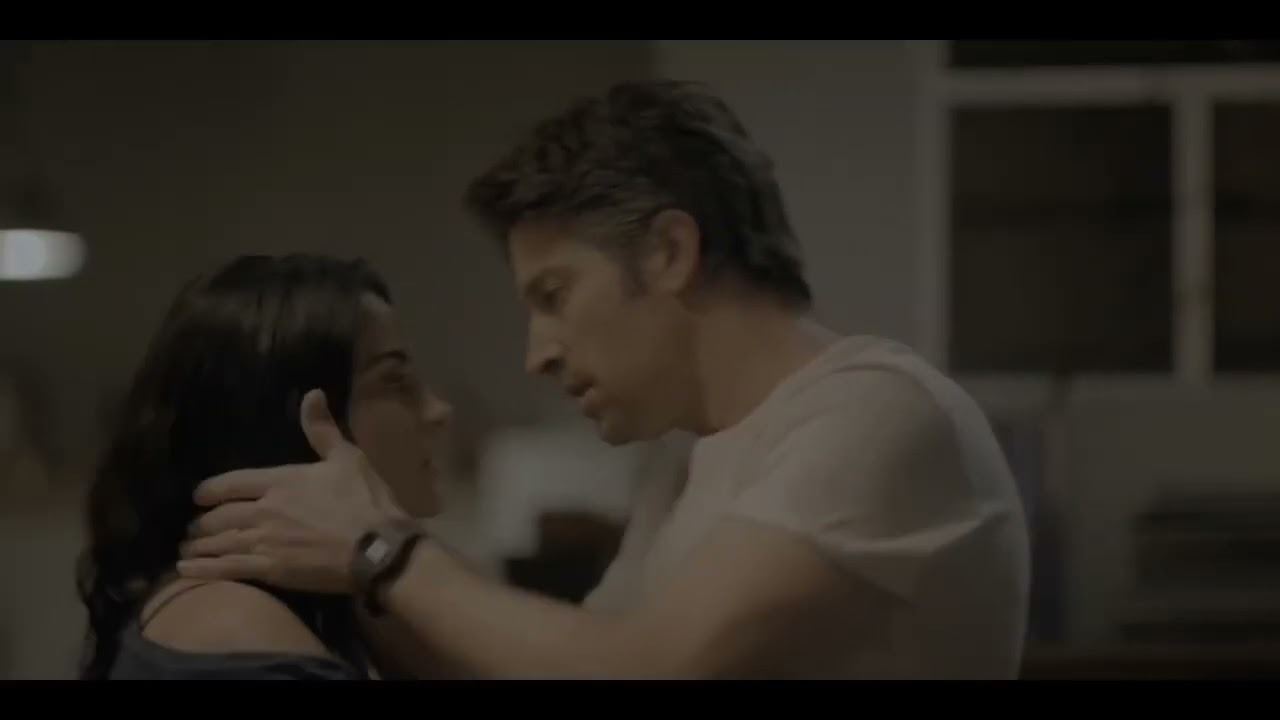 Triptych Season 1 Episode 2 - Becca & Solana Kiss Scene | Maite Perroni | Netflix Mexican Series