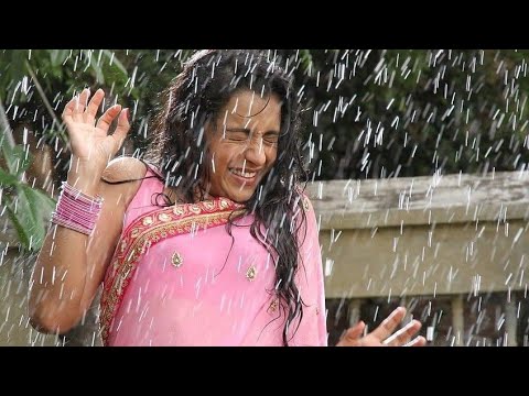 Trisha Hot in Wet Saree | Aranmanai 2 | Trishas Esclavo