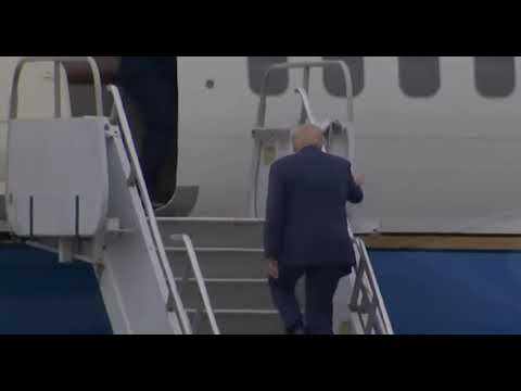 Trump Can't Walk Up Steps And Nearly Falls Boarding Air Force One