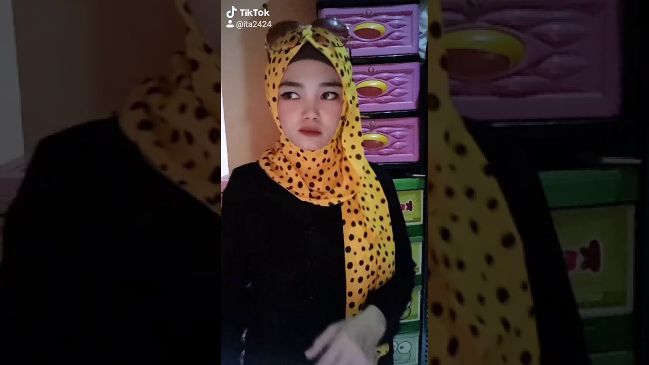 Tuhh kan diprotes cuma gara2 mendesah