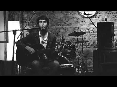 Tuğkan - Kırmızı