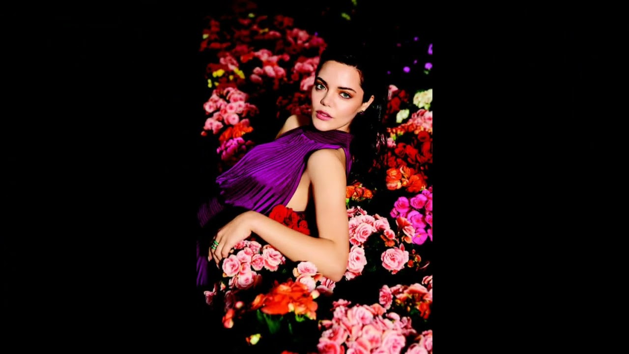 turkish actress hilal altinbilek pics latest beautifull pics of reallife and drama