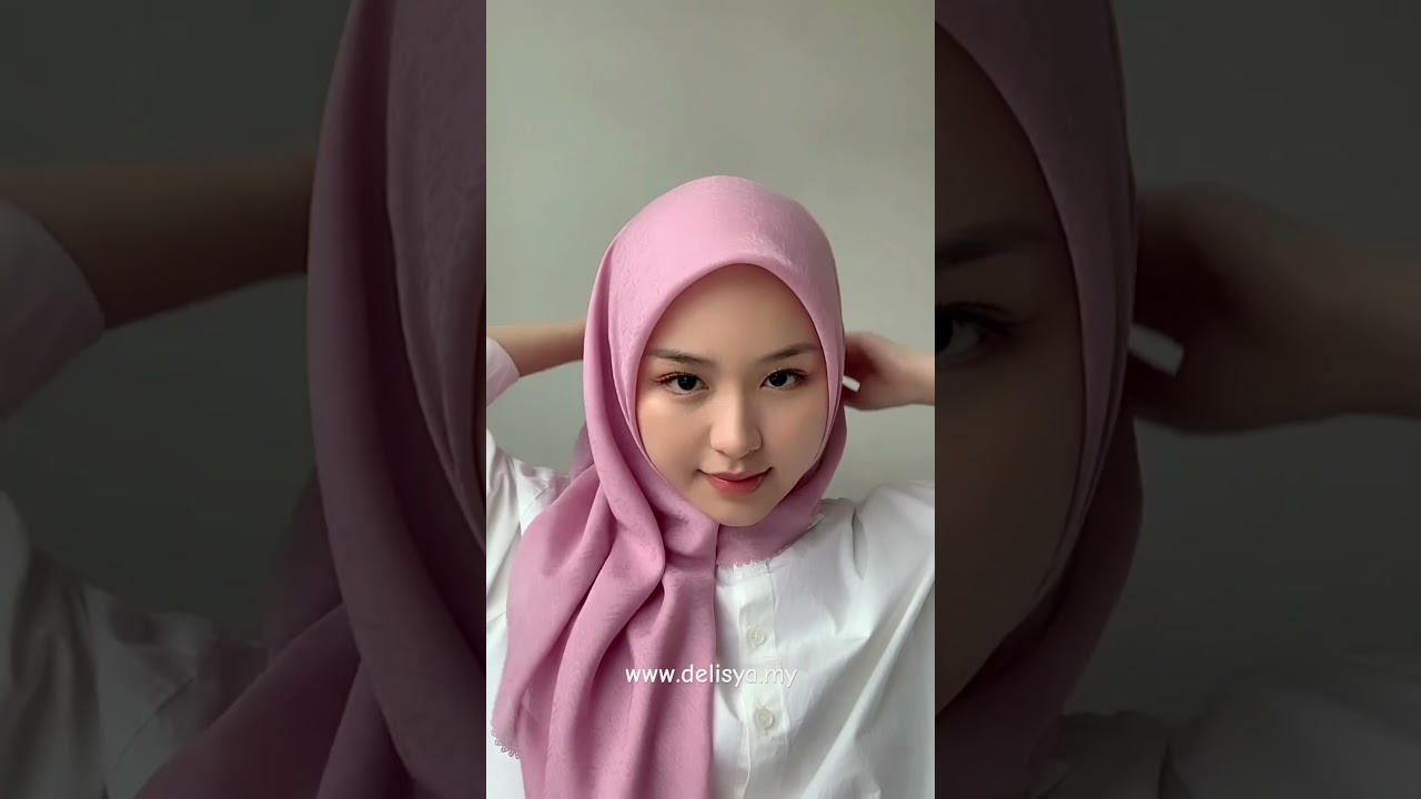 Tutorial hijab Leeyanarahman Timeless Monogram Barbie Verse