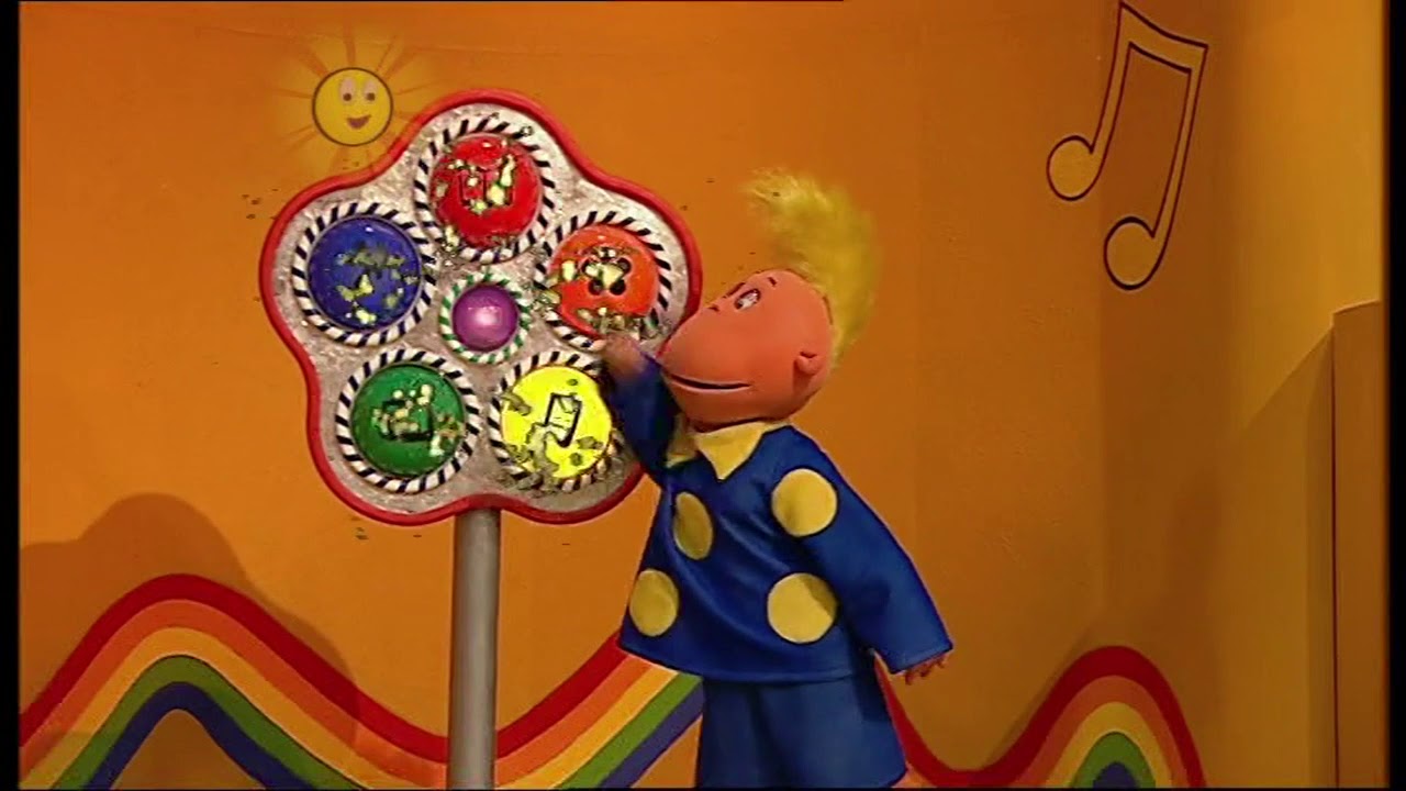 Tweenies - News Time (Old Photograph)