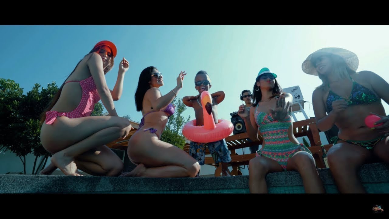 TWERK LATINO MIX - DJ RAULITO (Video Oficial)