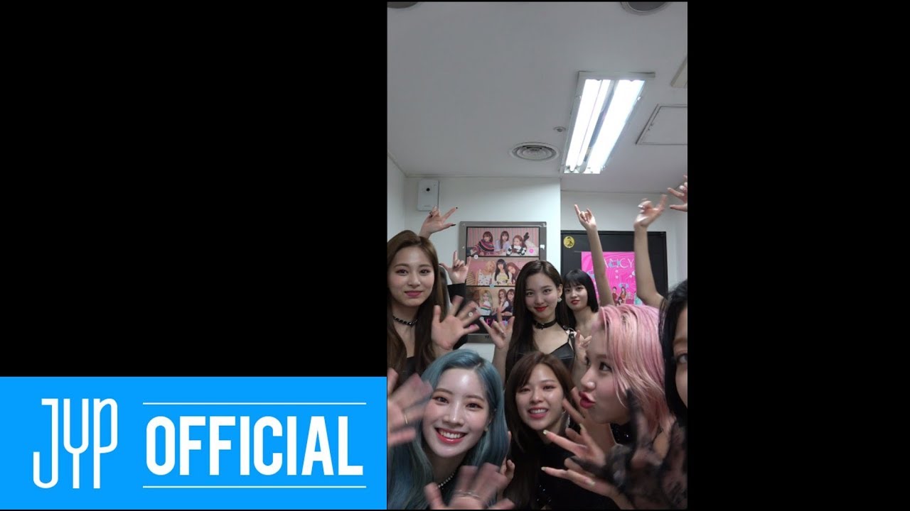 TWICE 