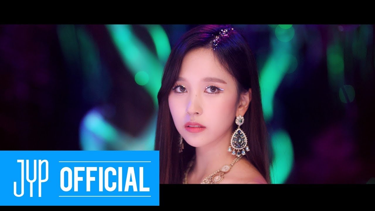 TWICE 