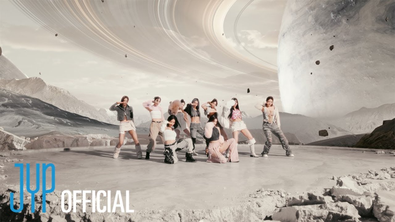 TWICE 