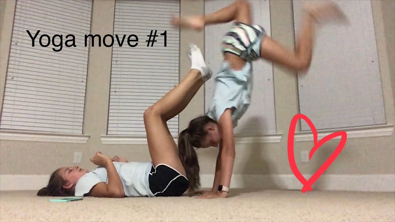 TWIN YOGA CHALLENGE! (Fail or win?!)
