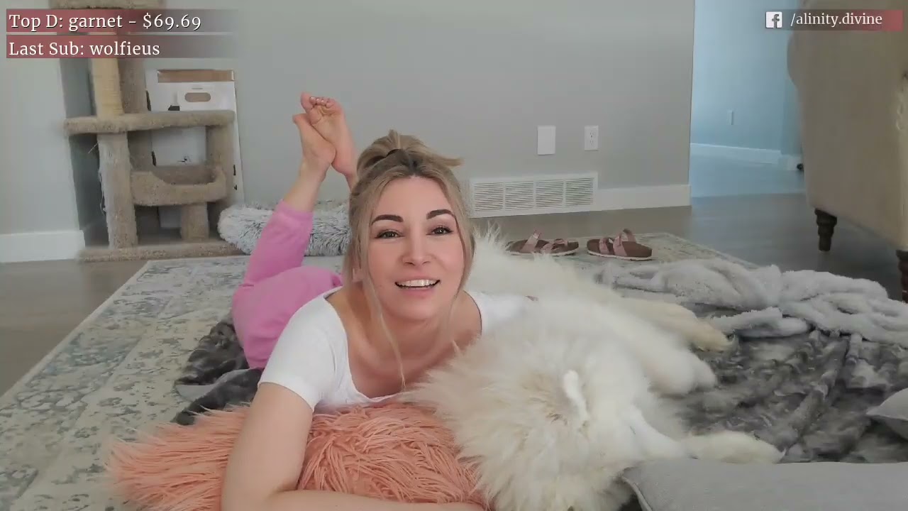 TWITCH STREAMER ALINITY FEET/SOLES