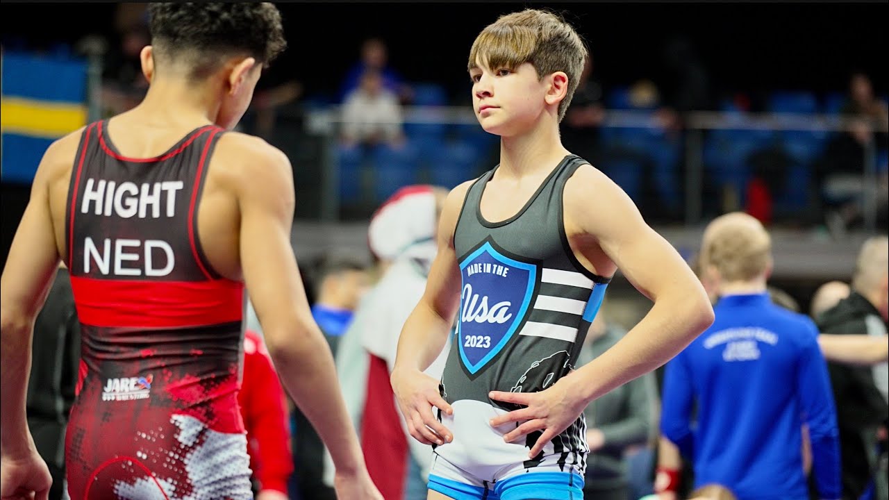 U15 R. Hight (NED) vs G. Rogers (USA). Greco-Roman 44kg youth wrestling.