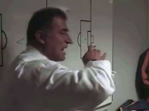 UEFA finali öncesi soyunma odası ( Fatih Terim)