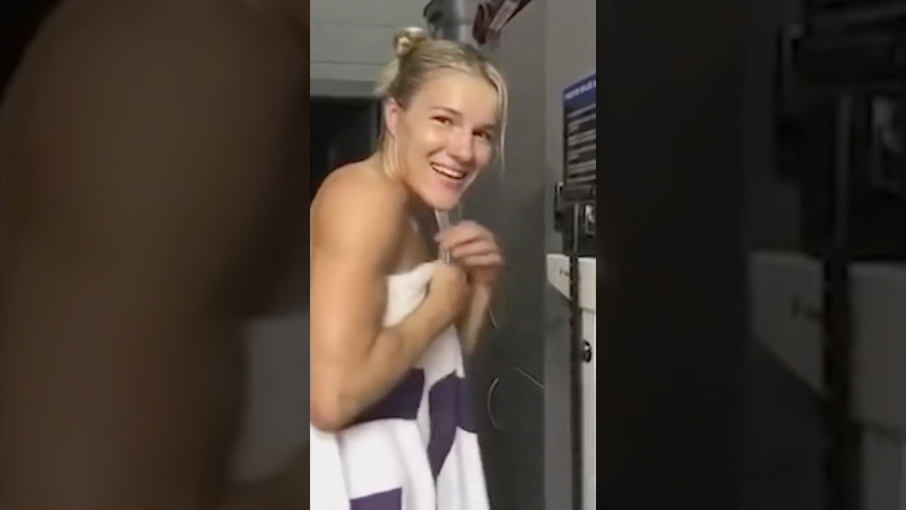 UFC star dropped her towel at weigh-in #usa
