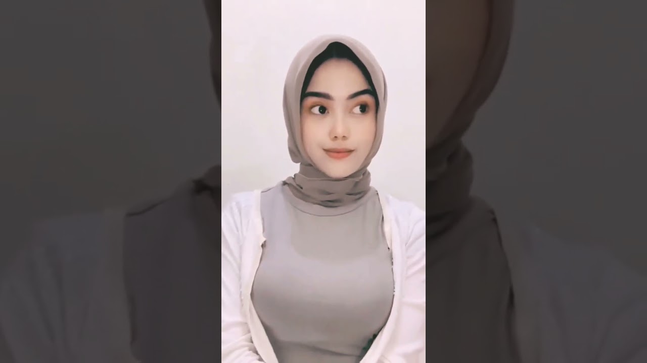 Ukhti Jilbab Gunung Gede Kenyal Bergetar Menonjol Mantul sekali