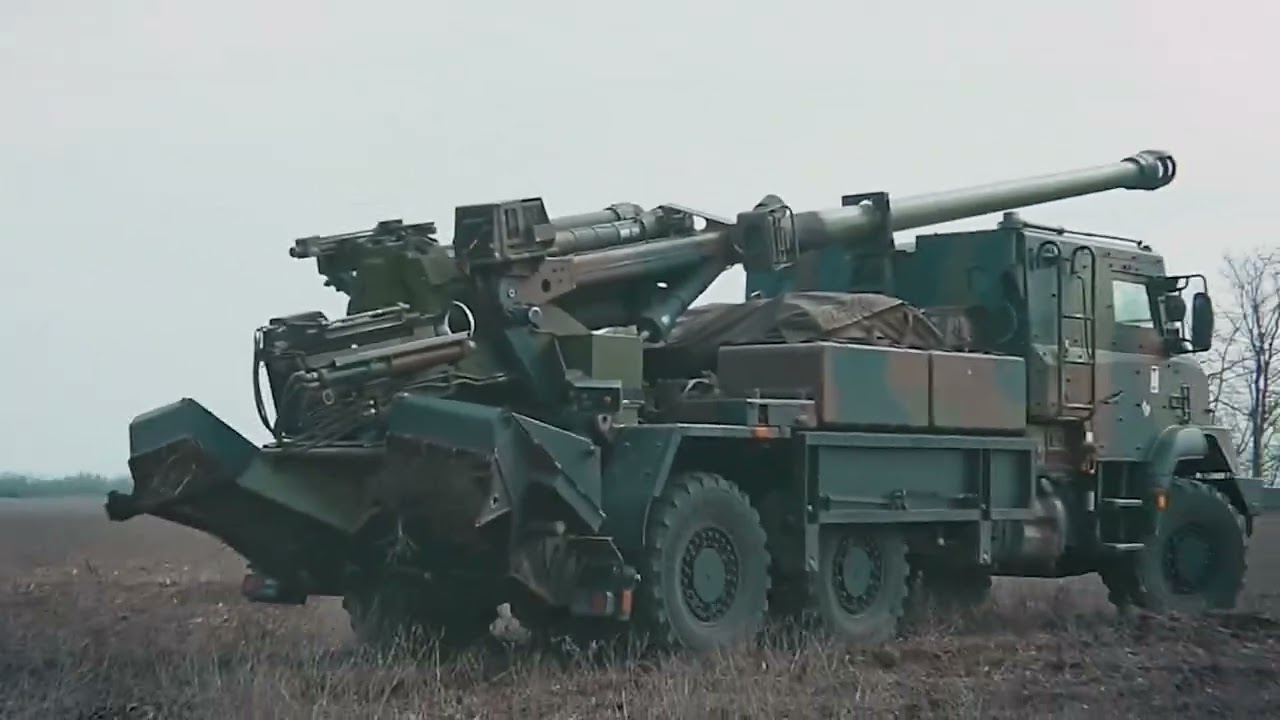 Ukrainian Forces Show Off French-Supplied Artillery Truck Firing On Russian Positions
