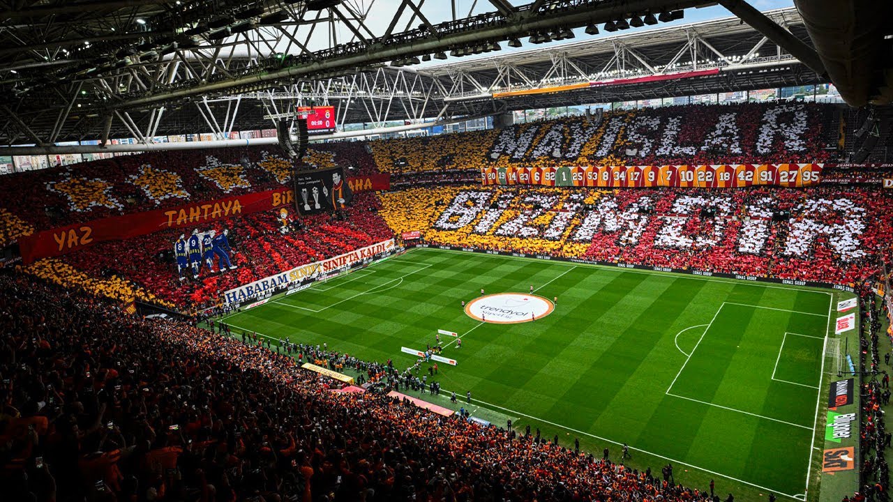 ultrAslan UNI | Mayıslar Bizimdir Koreografi Hikayesi