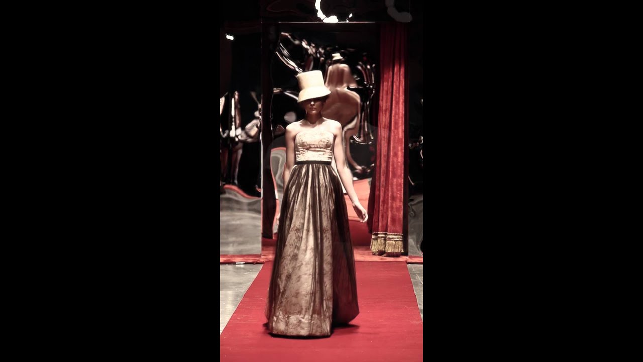 Ulyana Sergeenko Capsule SS 2012 runway official video