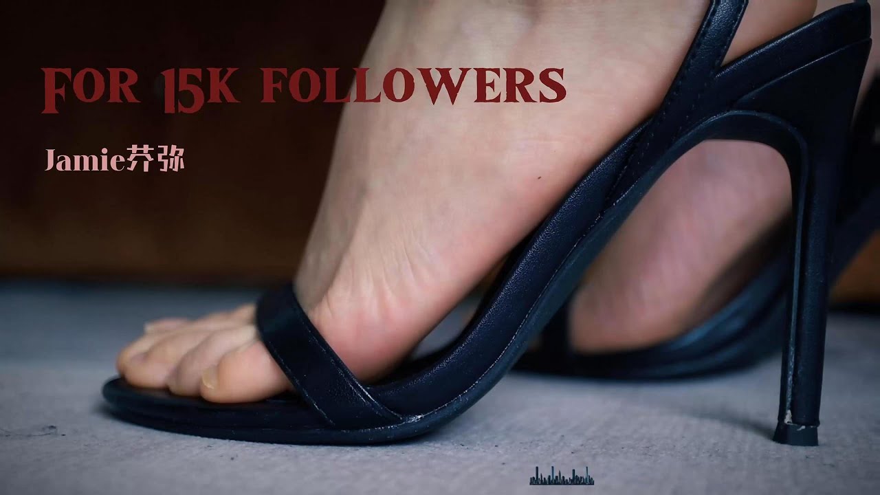 Unaware Jamie crush #feet #unaware #giantess