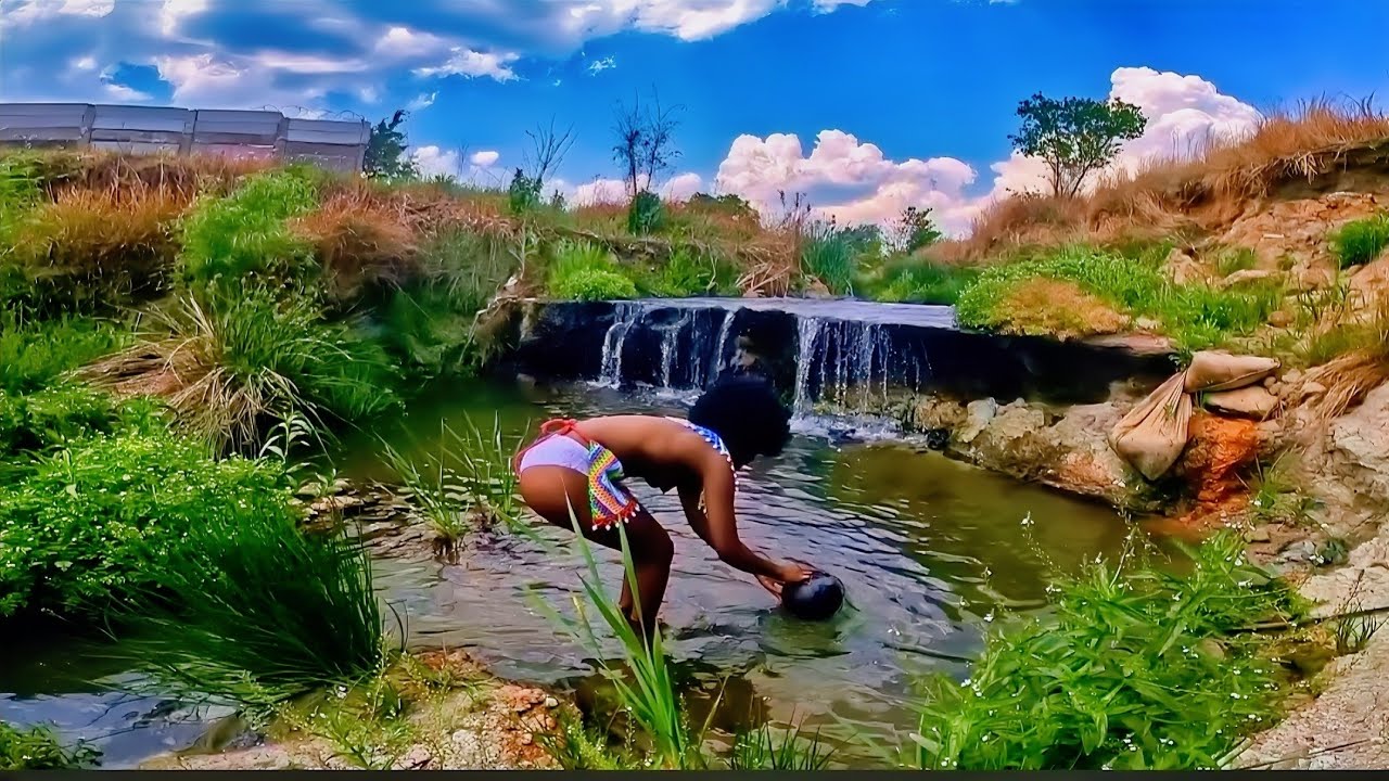 Unbelievable  How African Zulu Girl Bath In The River N... A... k.. E.. D😱
