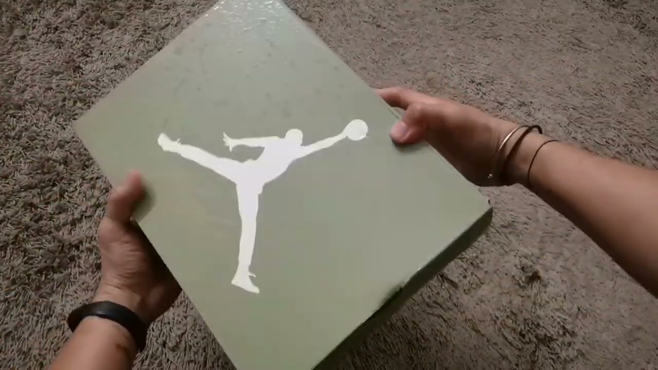 Unboxing my package from BSTN! (