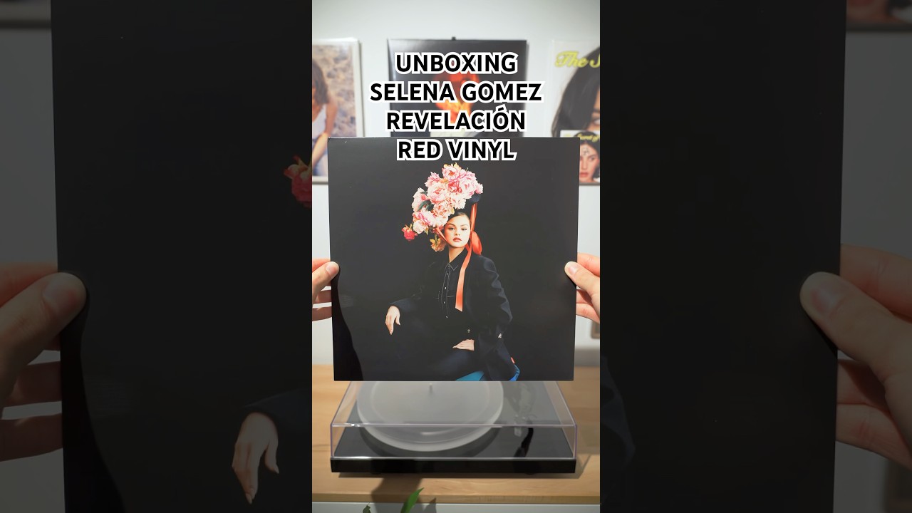 UNBOXING SELENA GOMEZ REVELACIÓN #shorts #viralshorts #selenagomez #revelacion #vinyl #foryou #fyp