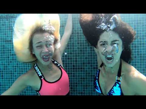 Underwater selfie 2 girls scream (request video)