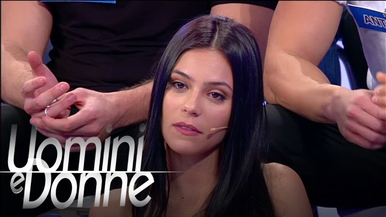 Uomini e Donne, Trono Classico - Le ragazze contro Alessia: 