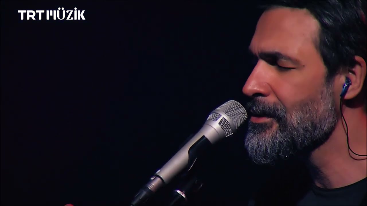 Uğur Işılak - Sensiz Olmuyor