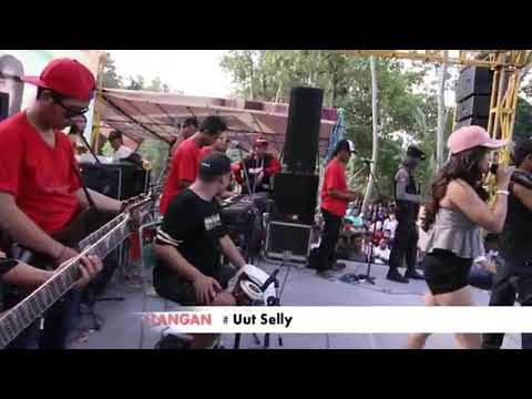 Uut selly kelangan #garis merah