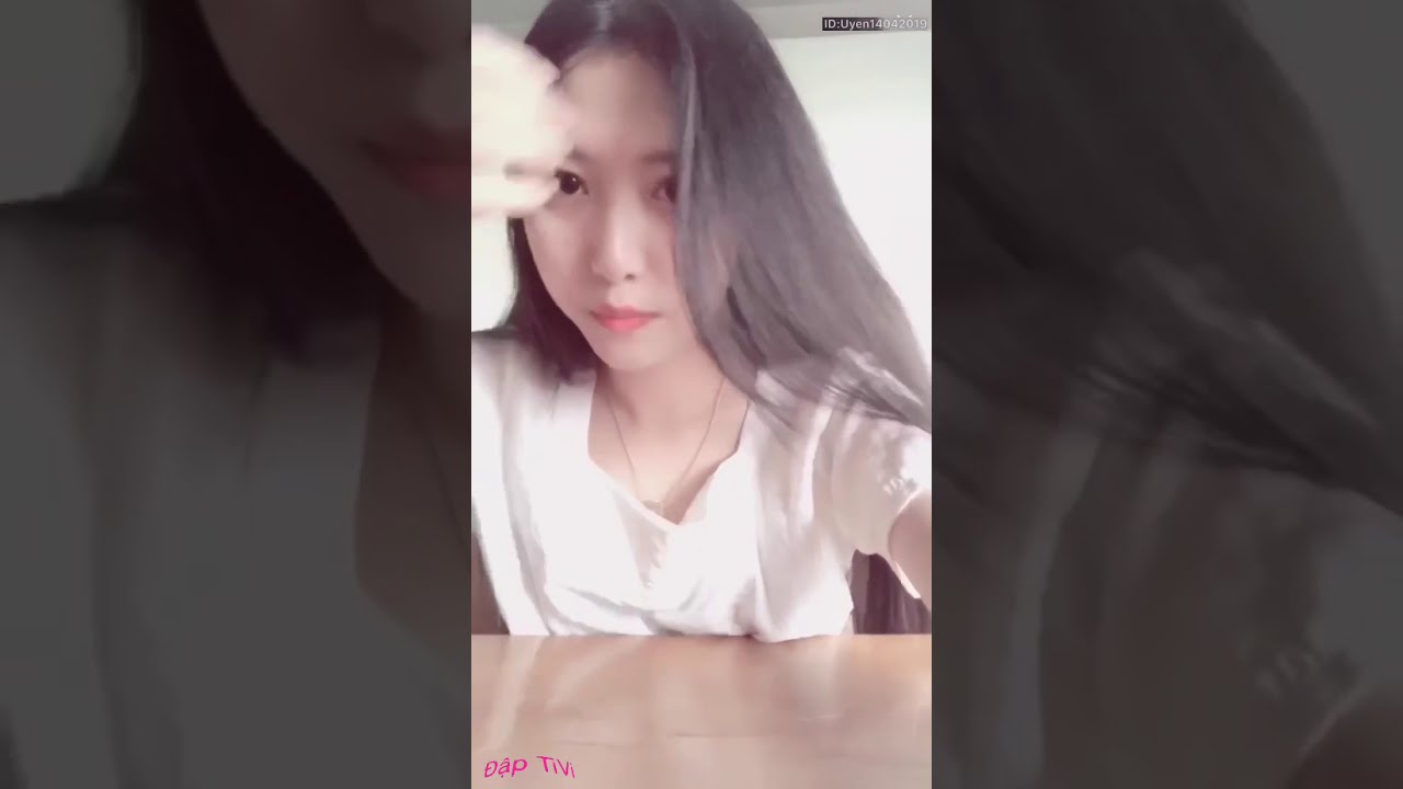 Uyên Ngô nick name bé bắp