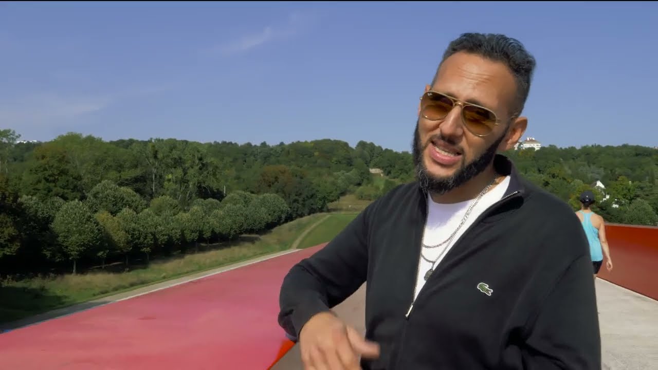 Val de zouaves - Conflit de générations (Clip Officiel)