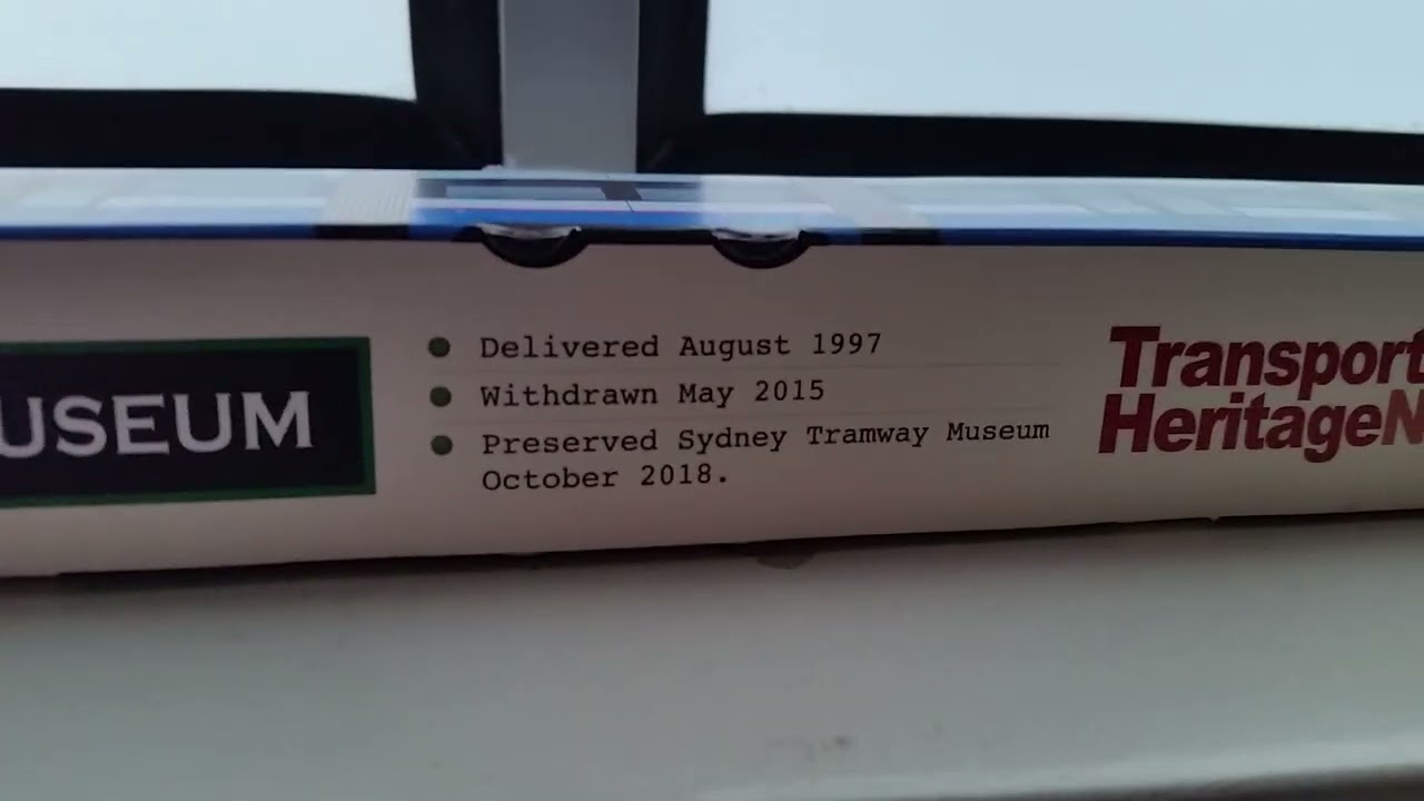 Variotram 2107 Cardboard Model
